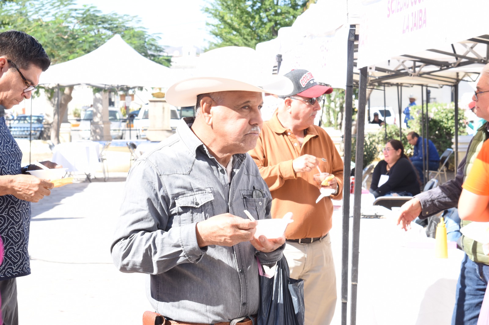 Gobierno de Sonora realiza con éxito la “Feria del Mar en Álamos”